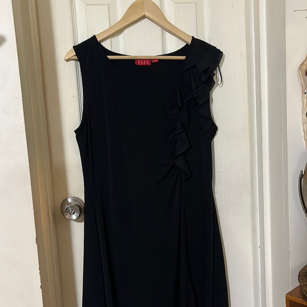 lightly worn black elle dress!